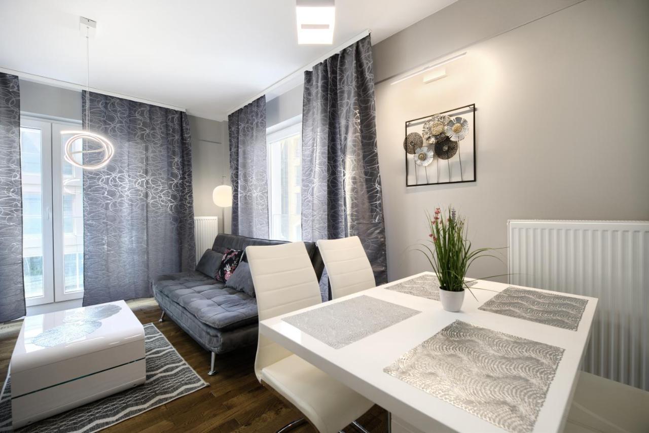 Aboutartapartments - Twin Towers Vratislav Exteriér fotografie